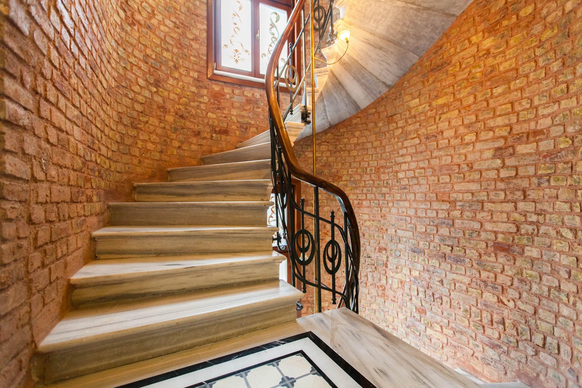 Hotel Pera Parma Стамбул Экстерьер фото